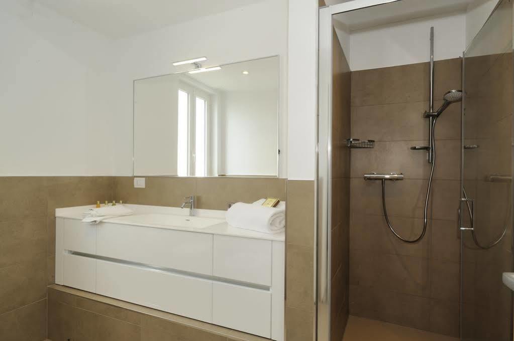 Residence San Marco Suites&Apartments อาลัสซิโอ ภายนอก รูปภาพ